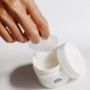 Avellà Farmacia en Oliva Playa 2 Peeling químico en discos impregnados de hidroxiácidos que favorecen la regeneración de la piel