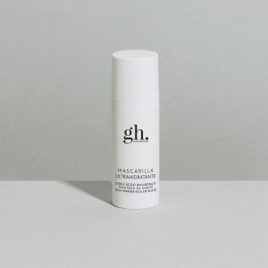 Mascarilla facial formulada con ácido hialurónico